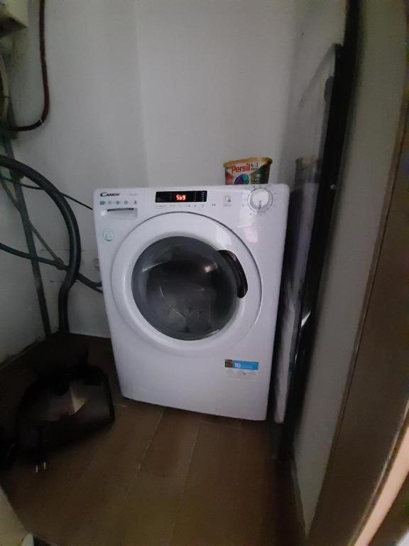 Happy Apartment Karlovac Esterno foto